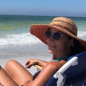 Meet your Posher, Cindy